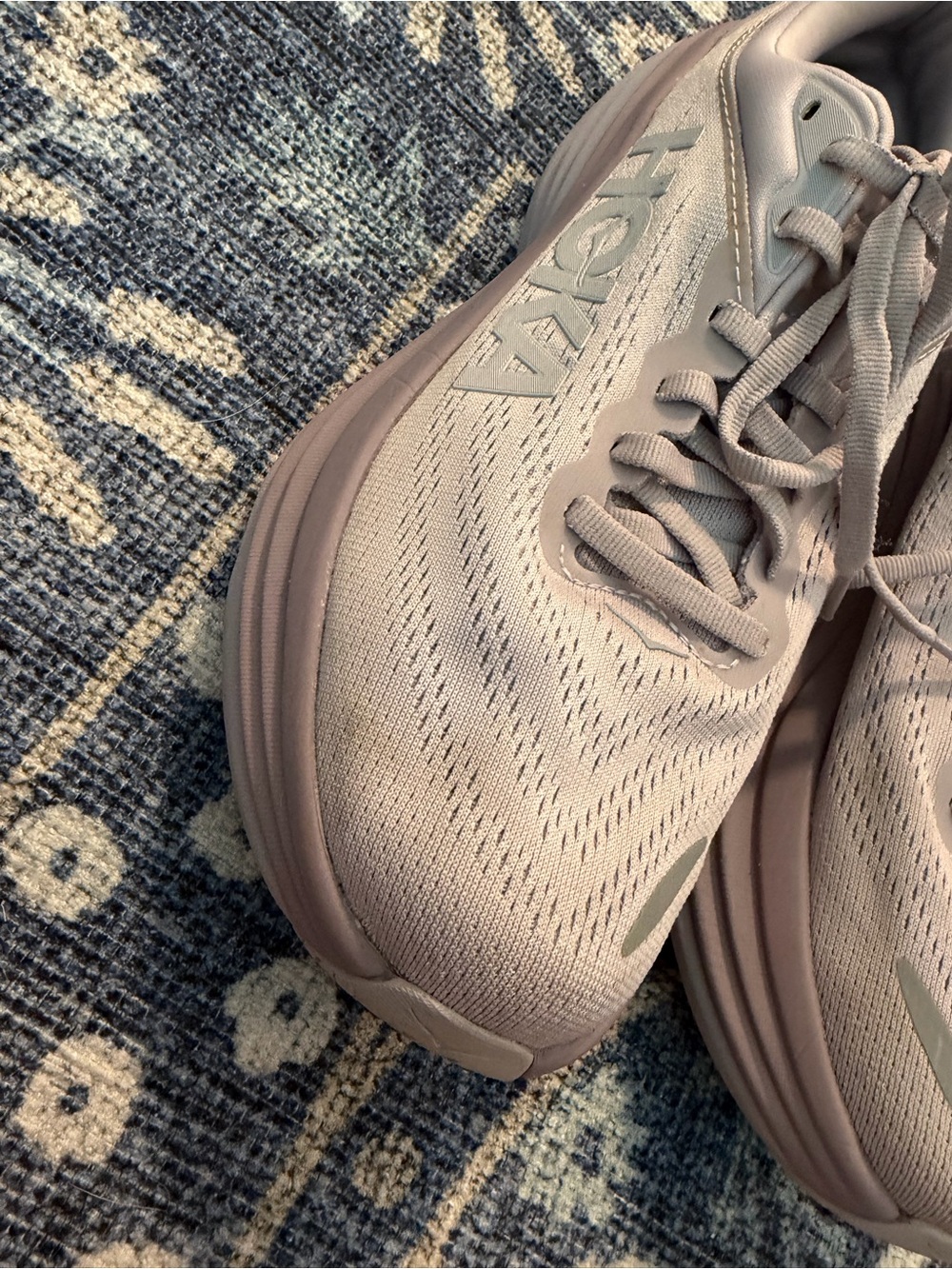 HOKA Bondi 8 Lavender Running Shoes - Picture 4 of 7